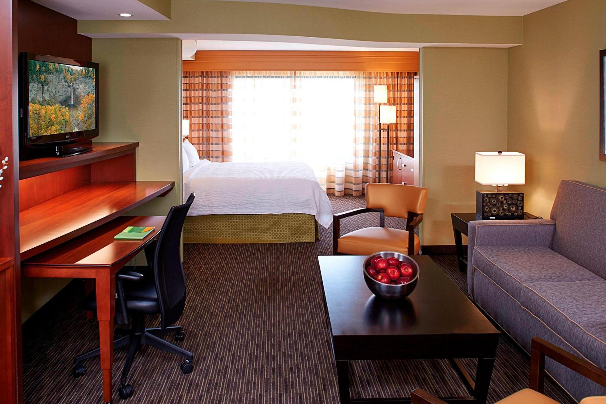 Courtyard By Marriott Ithaca Airport/University Экстерьер фото